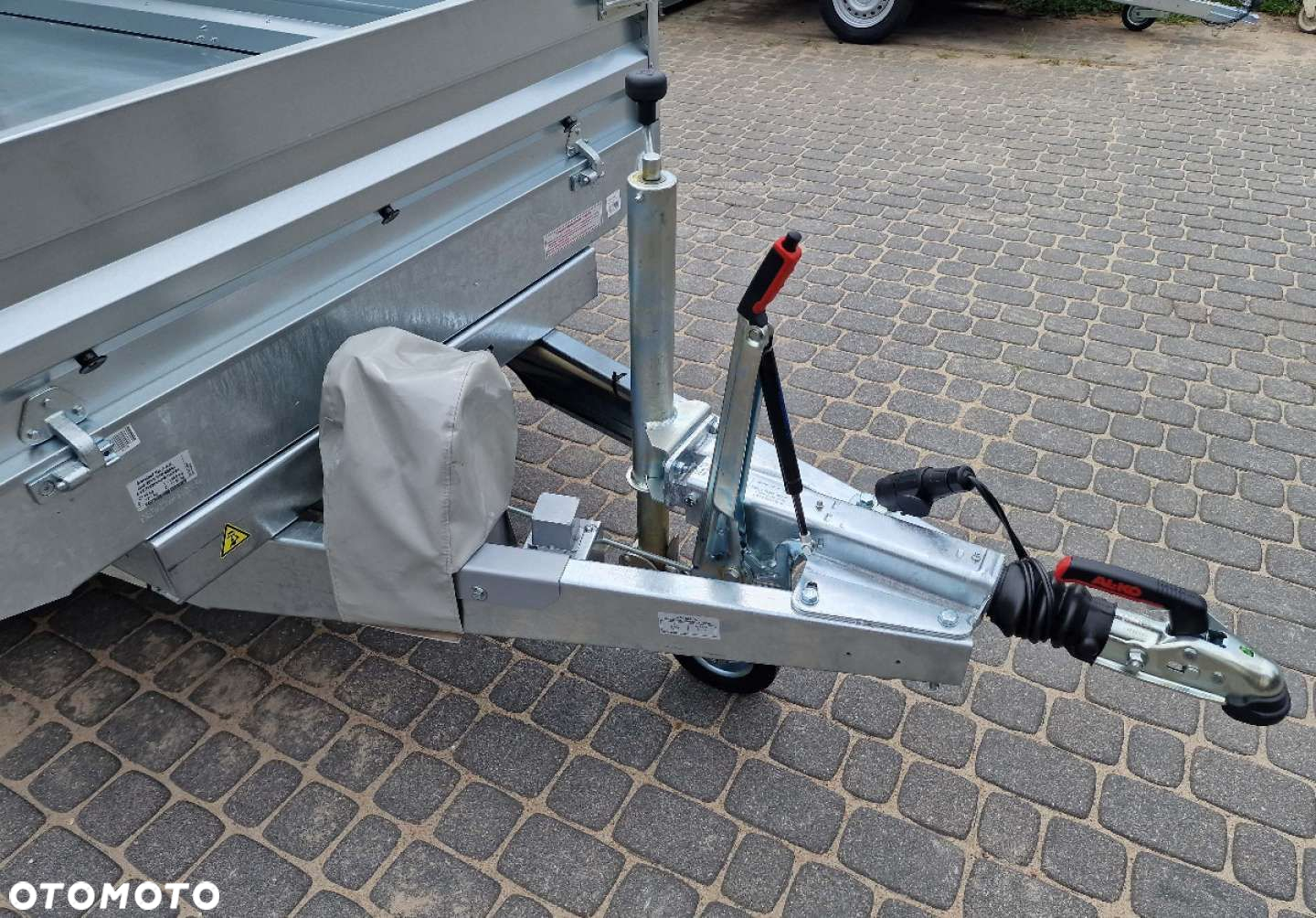 Neptun Neptun Kipper 2 przyczepa dwuosiowa 256 x 148 cm DMC 2 ,7T - 10