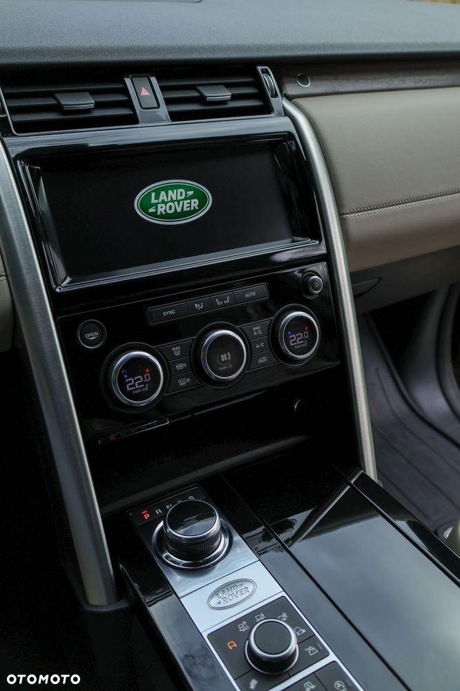 Land Rover Discovery - 16