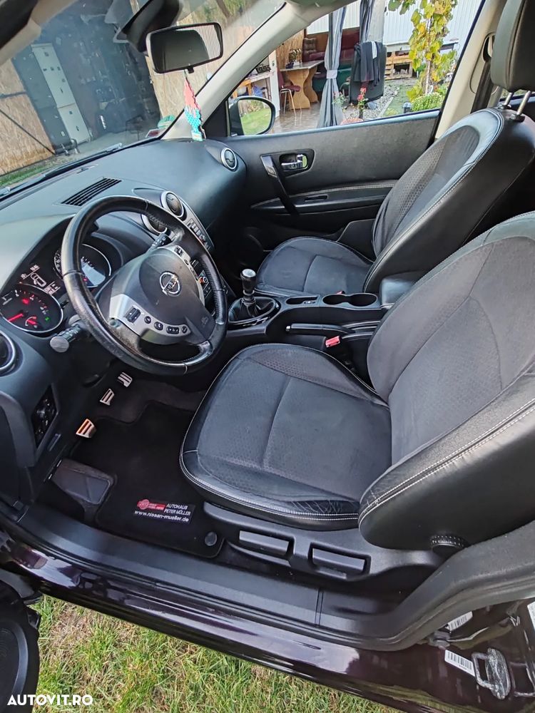 Nissan Qashqai 1.6 dCi DPF tekna - 8