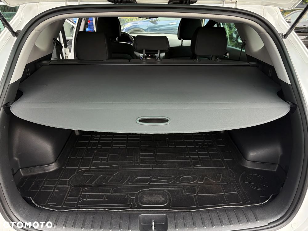 Hyundai Tucson blue 1.7 CRDi 2WD DCT Premium - 34
