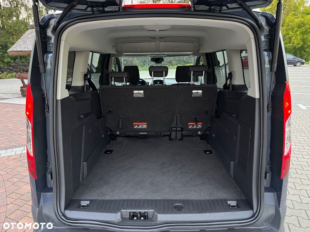 Ford Tourneo Connect Grand - 35