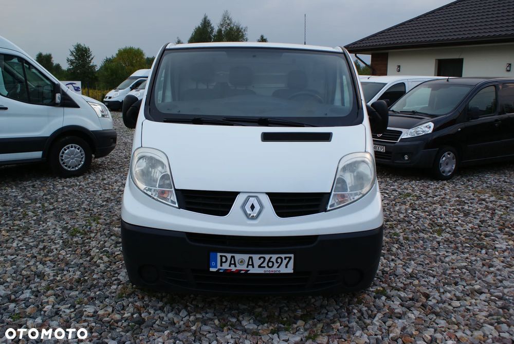 Renault Trafic - 2