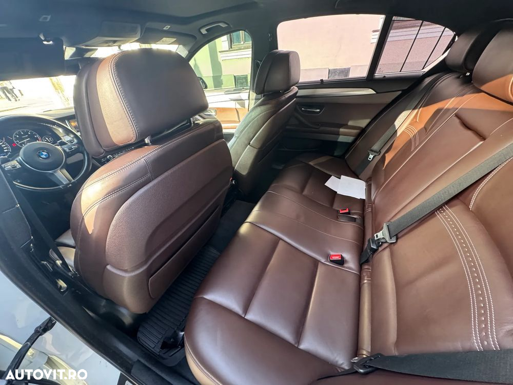 BMW Seria 5 530d xDrive - 4