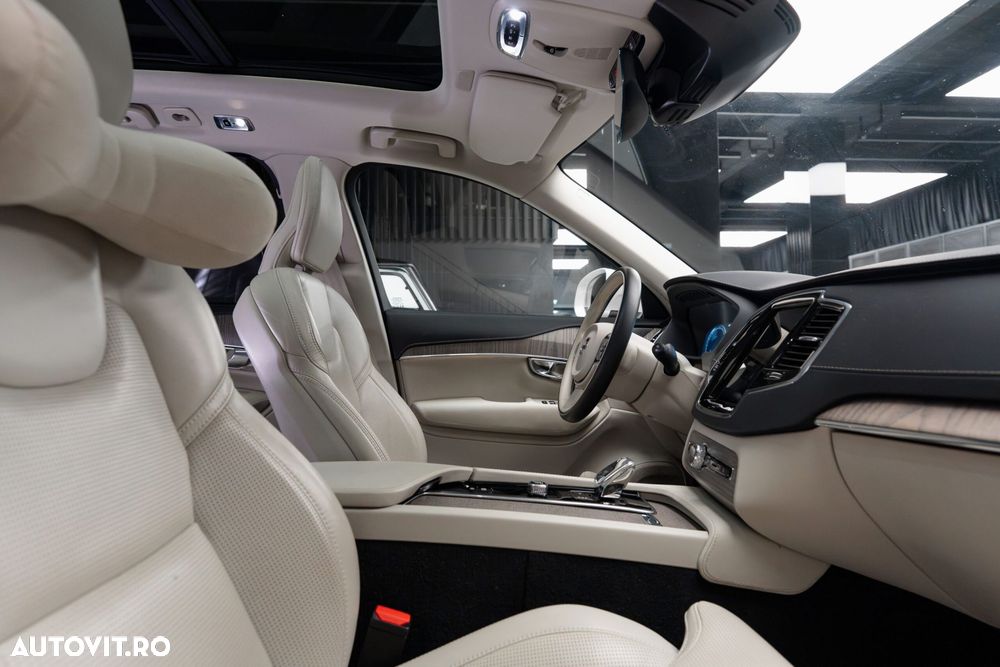 Volvo XC 90 - 39