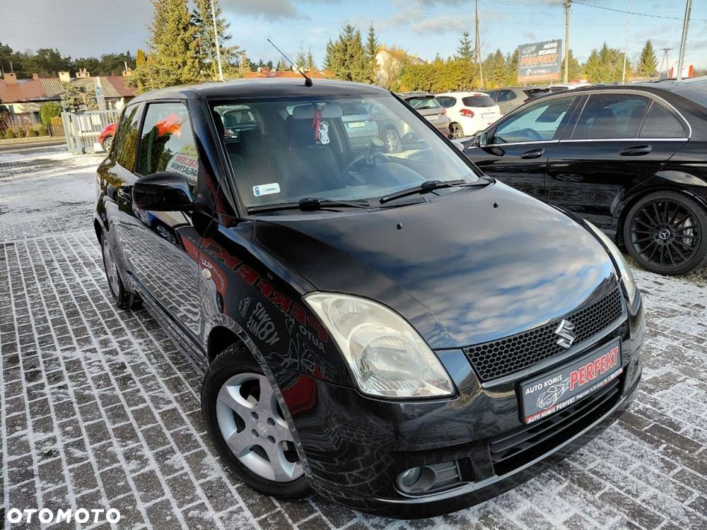 Suzuki Swift - 4