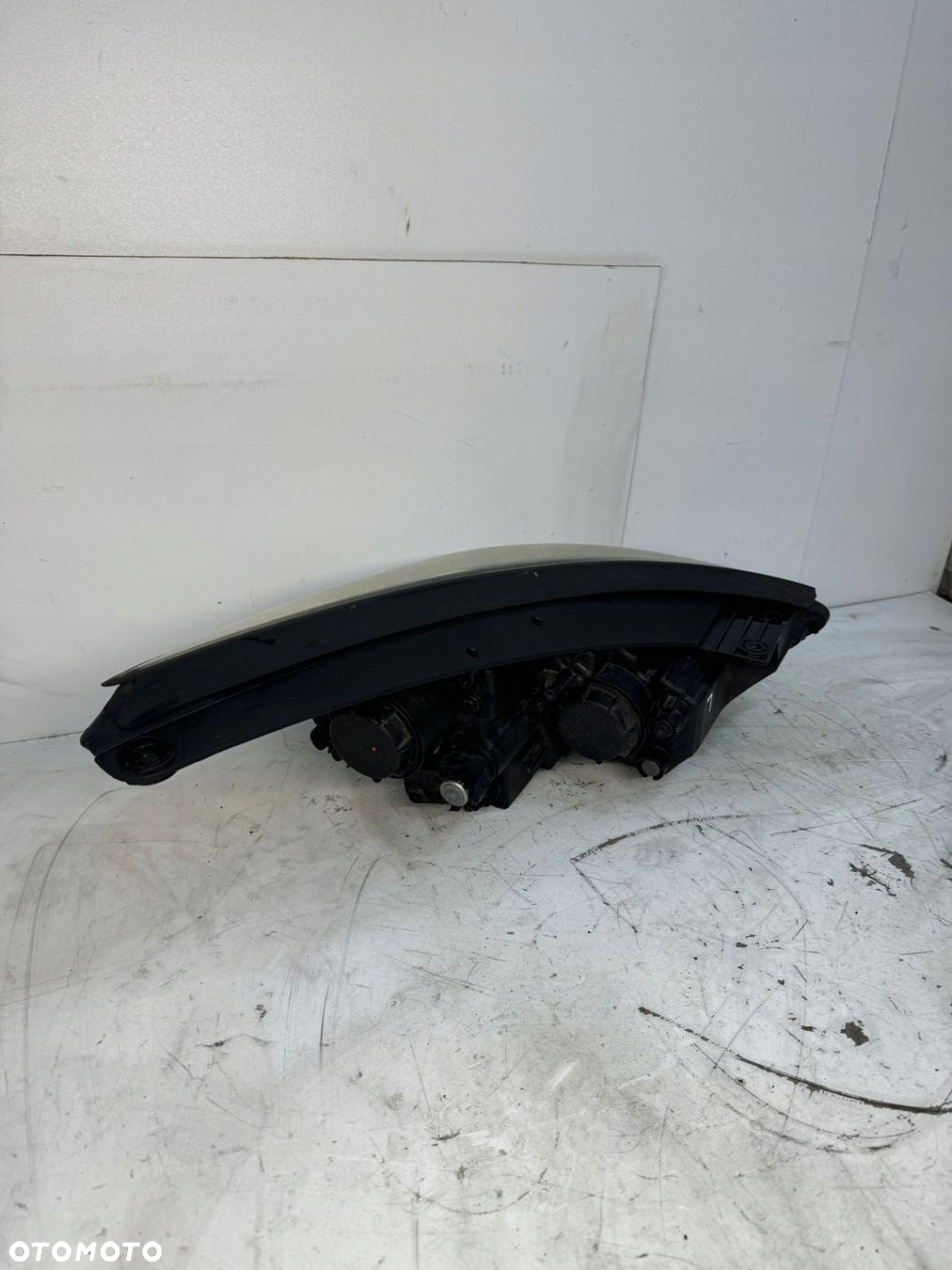 LAMPA LEWY PRZÓD HYUNDAI IX 35 92101-2Y - WAWA - 2