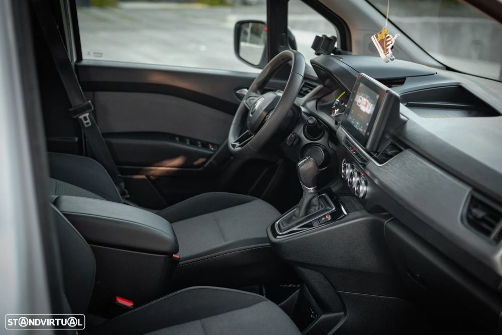 Renault Kangoo E-Tech EV45 Equilibre 11kW - 17