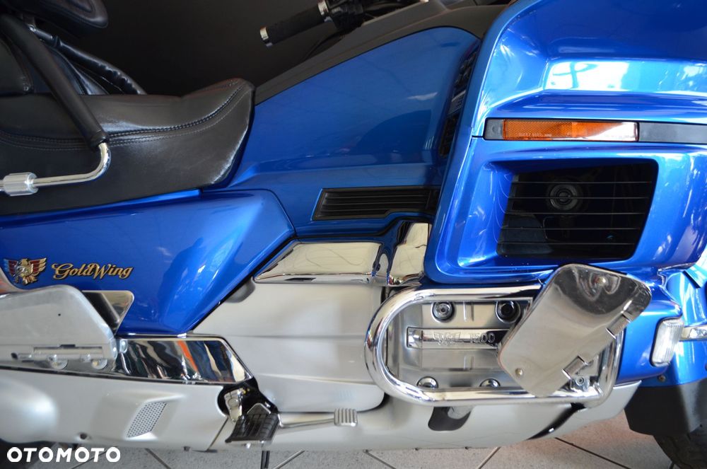 Honda GL - 9