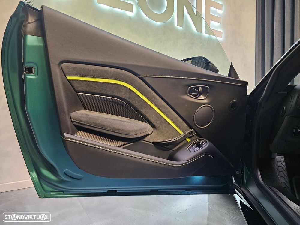 Aston Martin Vantage Coupe V8 F1 Edition - 26