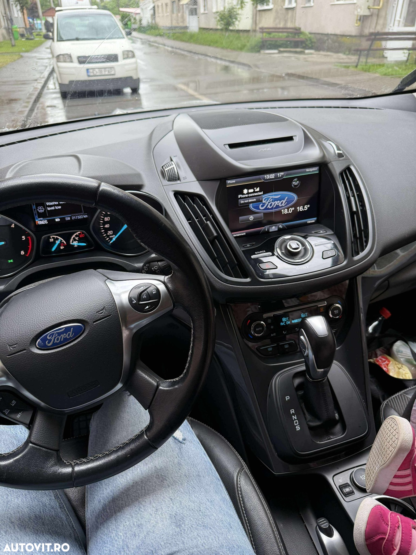 Ford Kuga - 3