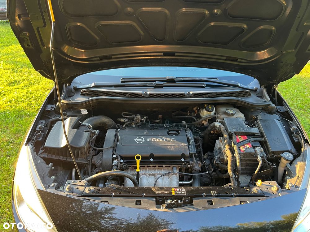 Opel Astra 1.6 - 10