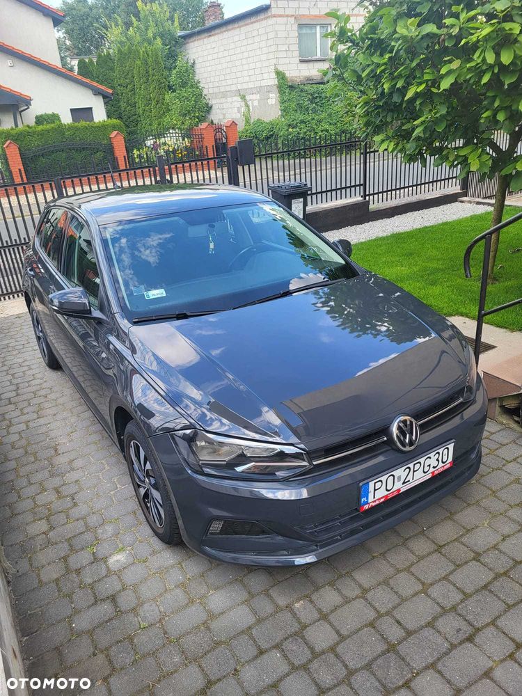 Volkswagen Polo - 1