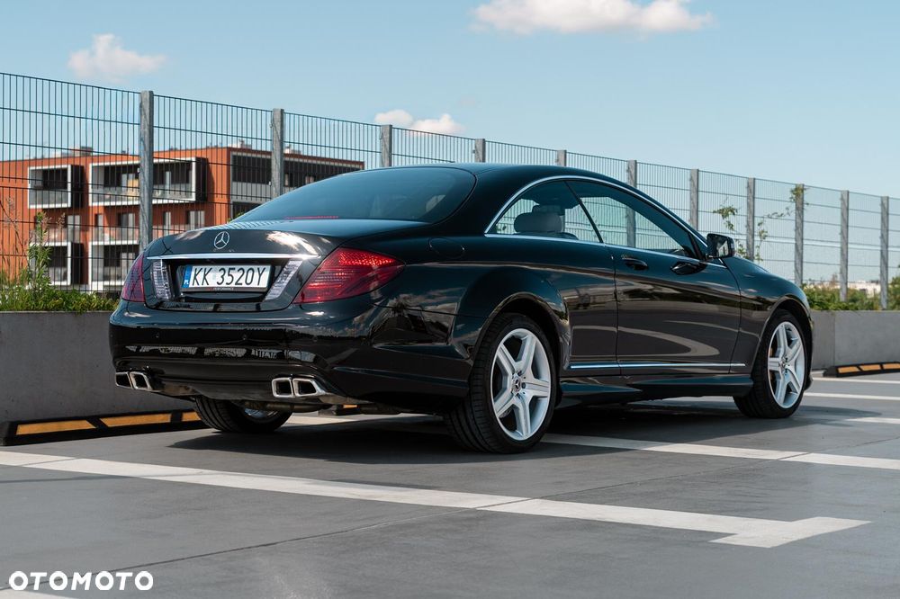 Mercedes-Benz CL 500 4-Matic BlueEff - 2
