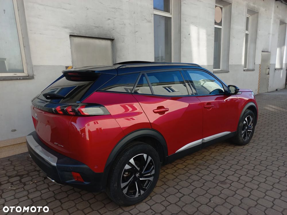 Peugeot 2008 PureTech 130 EAT8 GT Exclusive - 3