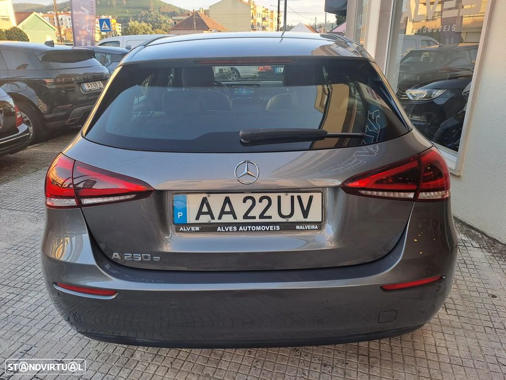 Mercedes-Benz A 250 - 17