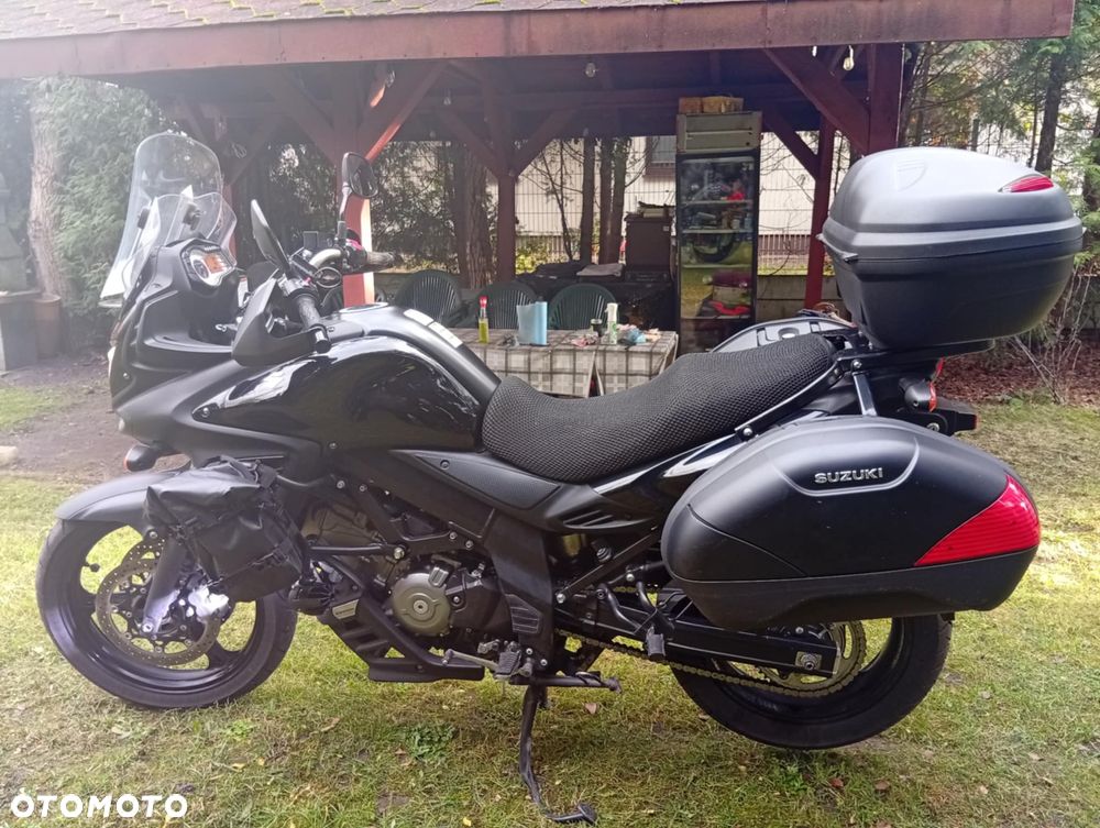 Suzuki V-STROM - 1