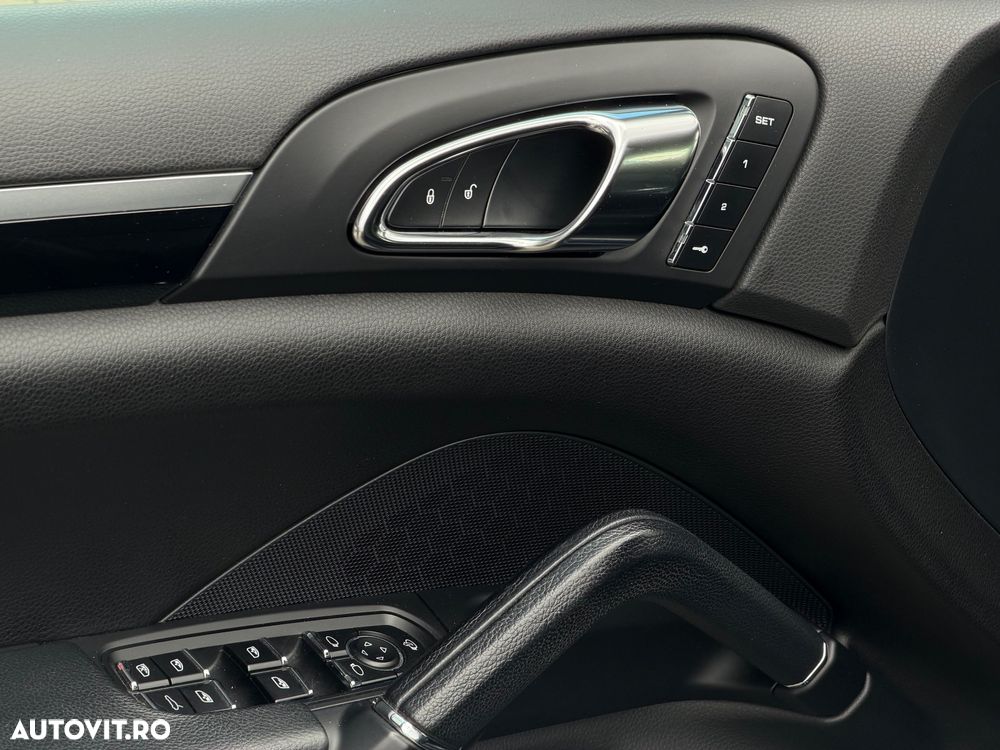 Porsche Cayenne S Tiptronic S - 19