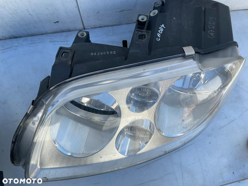 LAMPA LEWA PRAWA PRZÓD VW CADDY  VW TOURAN I - 7