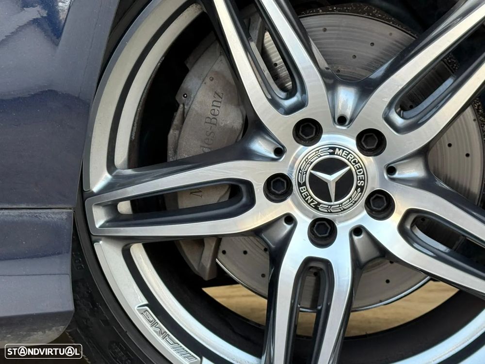 Mercedes-Benz E 220 d AMG Line - 20