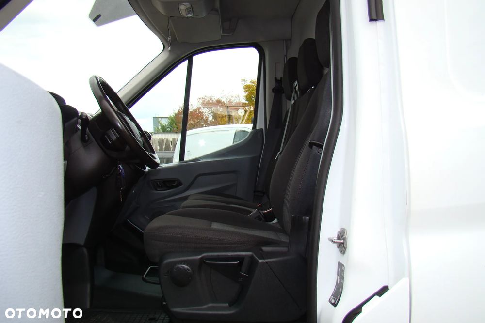 Ford Transit - 8