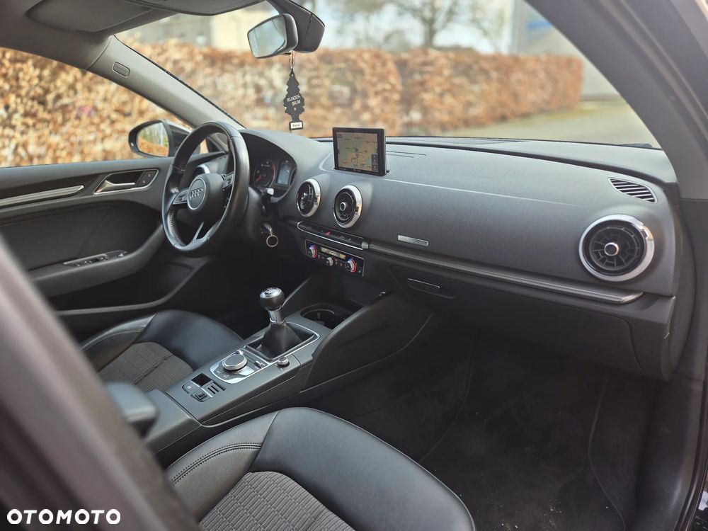 Audi A3 Sportback 1.6 TDI sport - 11