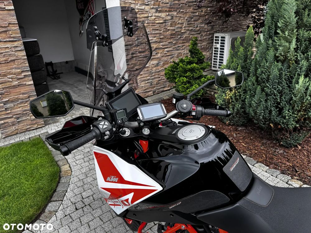 KTM Super Duke - 11
