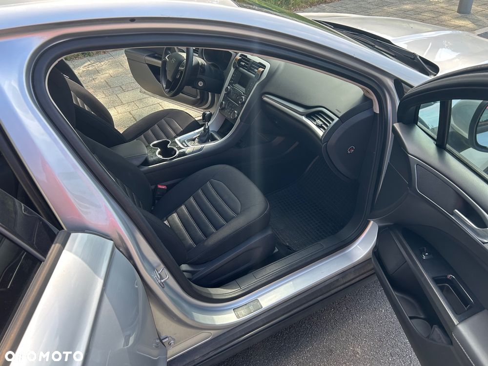 Ford Mondeo 2.0 TDCi Silver X (Amb.) - 12