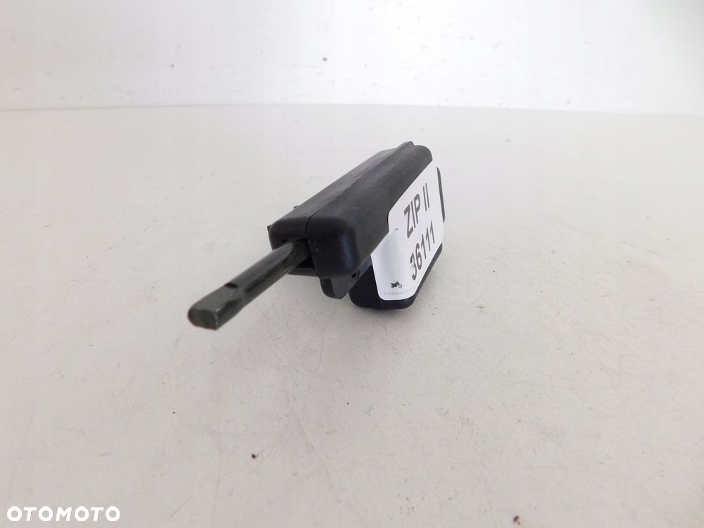 PIAGGIO ZIP II 50 4T FI ZAMEK M1 - 2