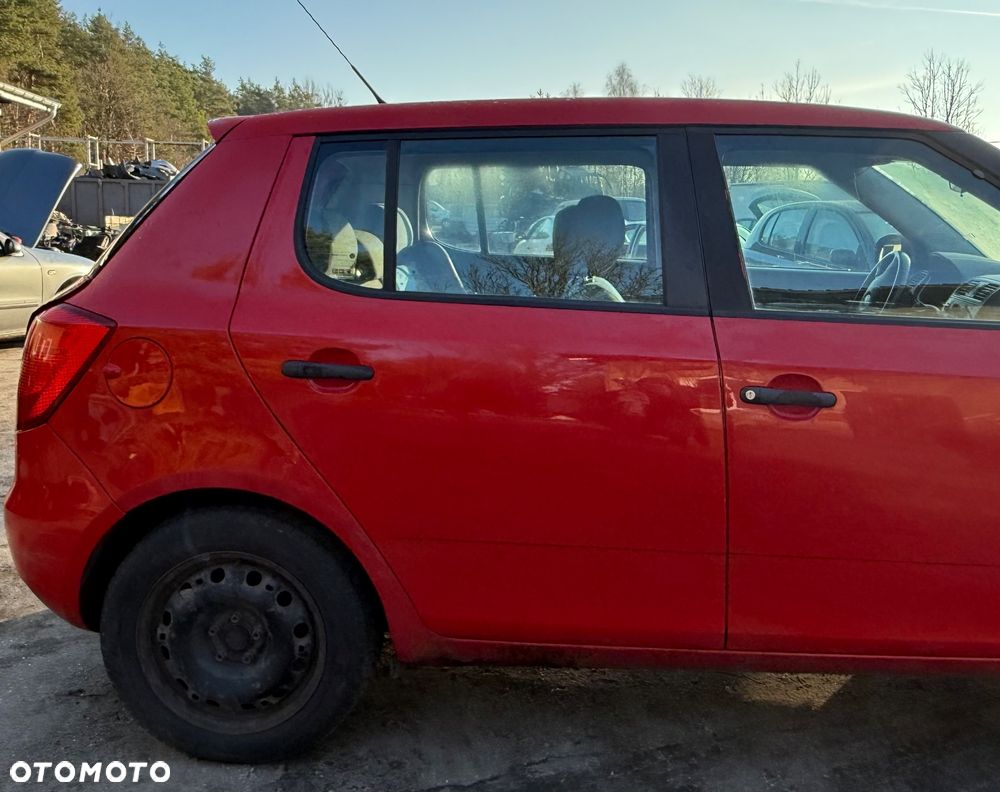DRZWI TYLNE PRAWE SKODA FABIA II 81512 - 2