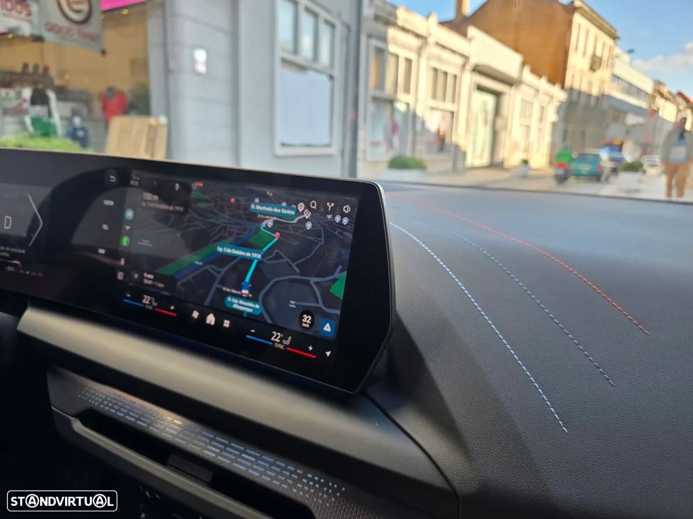 BMW 118 d Pack Desportivo M - 21