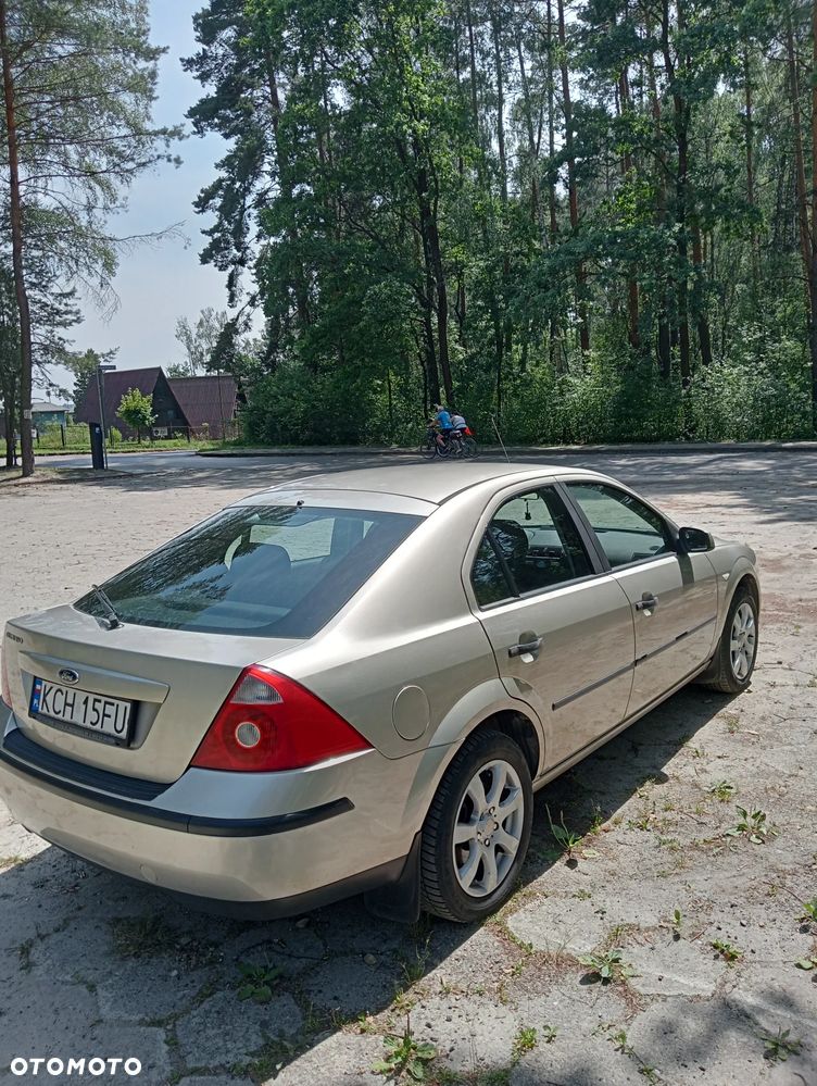 Ford Mondeo 1.8 X - 4