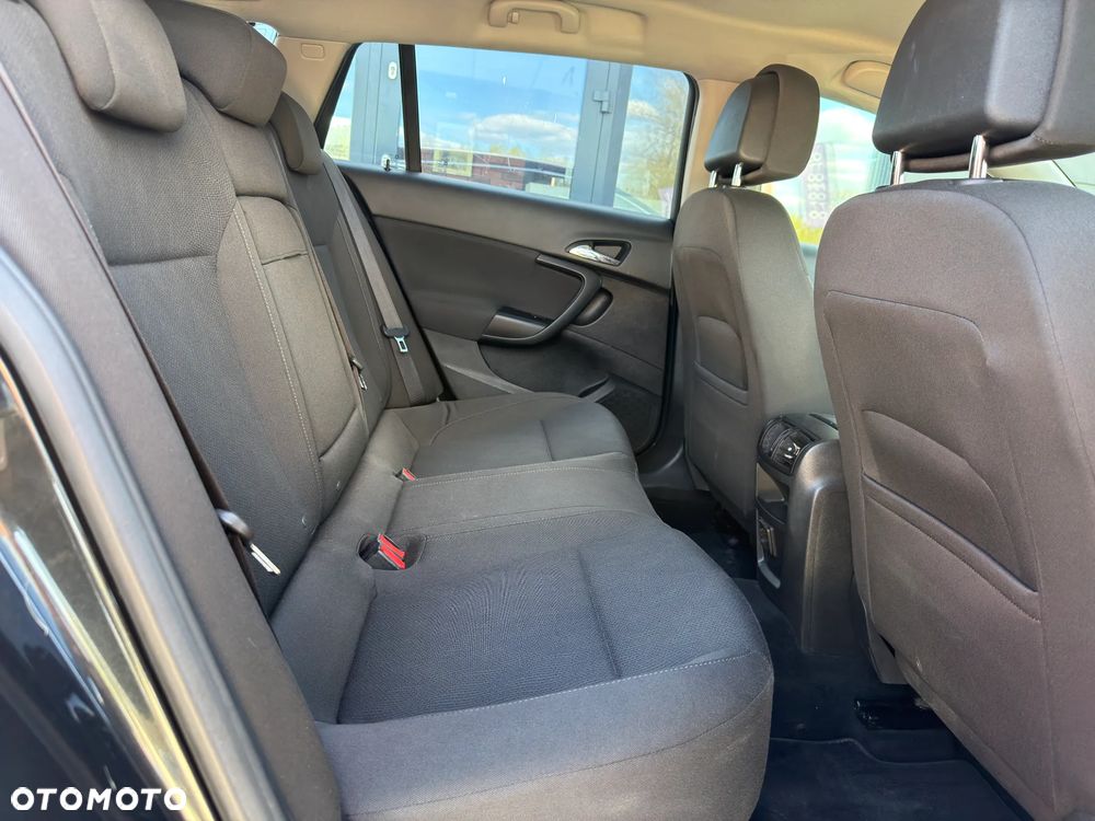 Opel Insignia 1.8 - 23