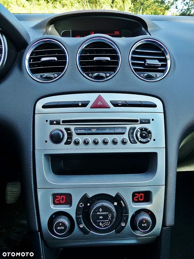 Peugeot 308 120 VTi Millesim 200 - 32