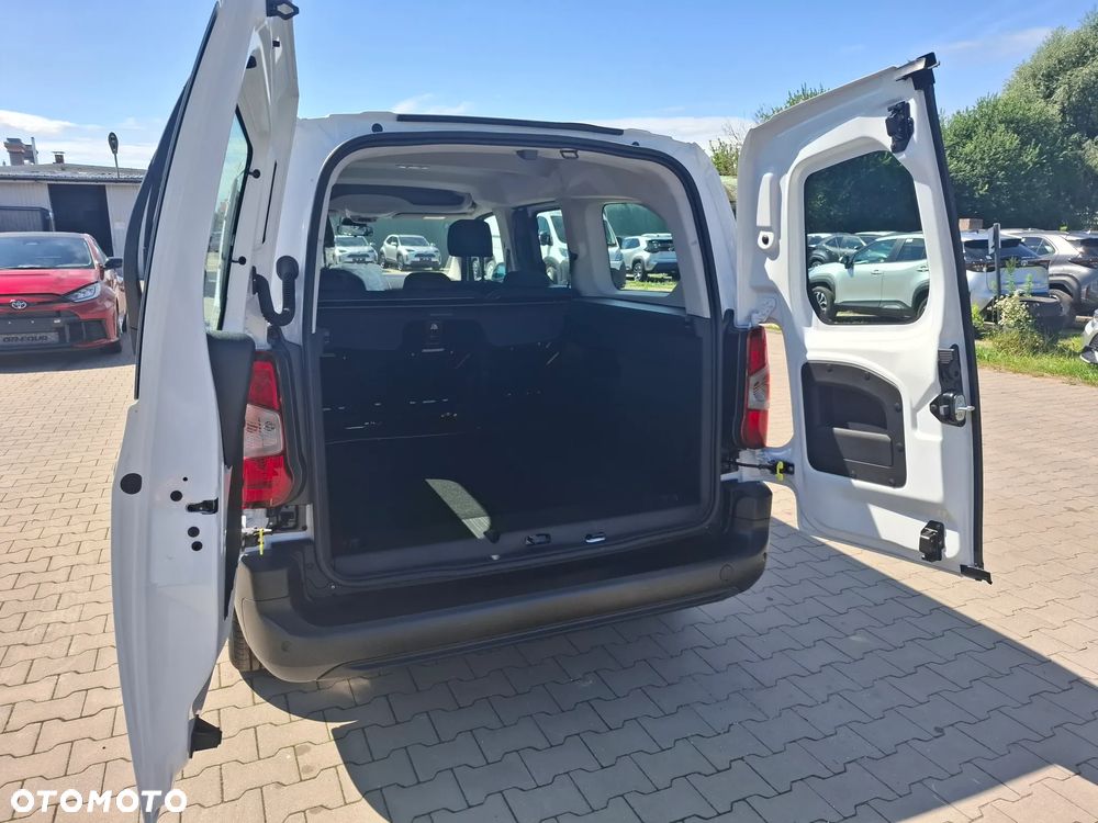 Toyota Proace City D-4D Long 2,3t Active (bryg.) - 3
