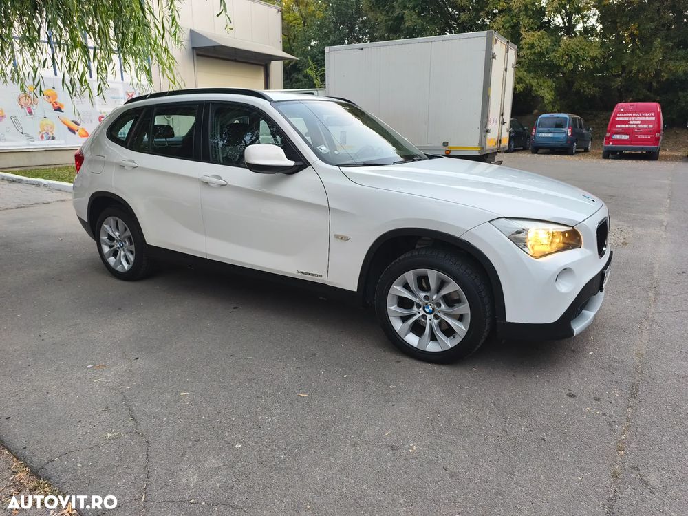BMW X1 xDrive20d - 23