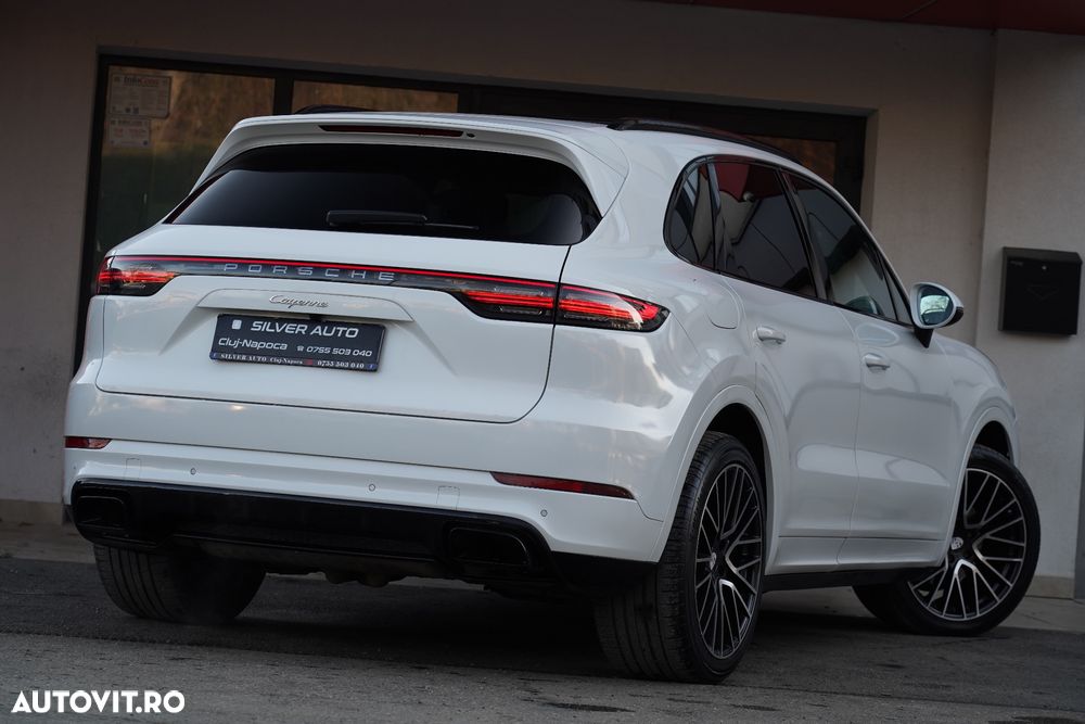 Porsche Cayenne Coupe Standard - 17