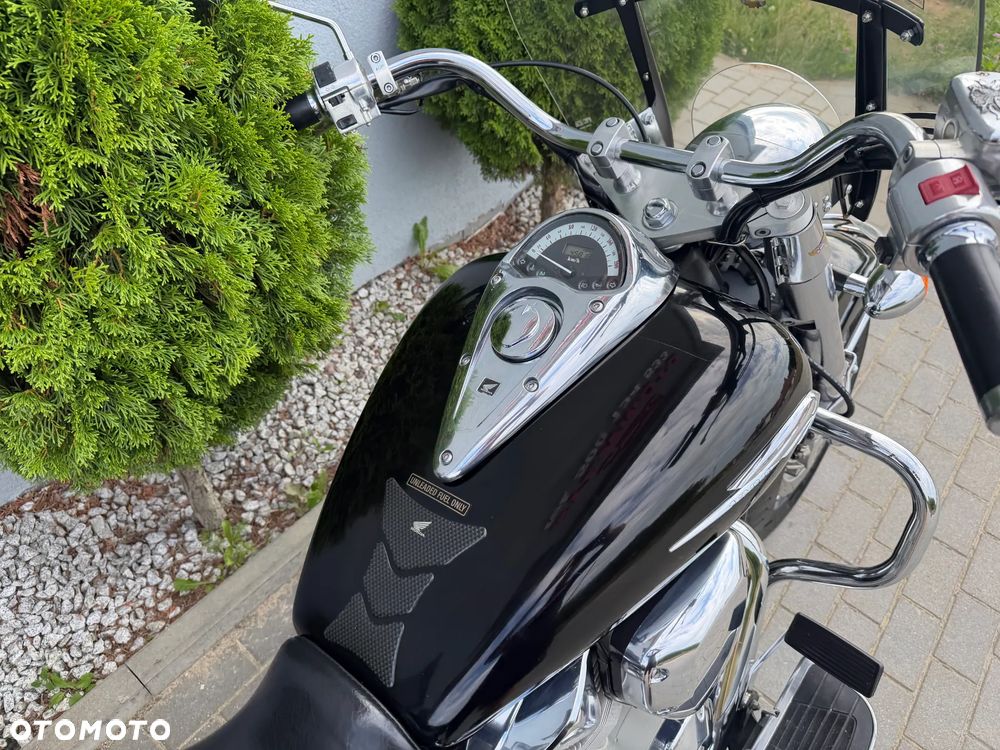 Honda VTX - 23