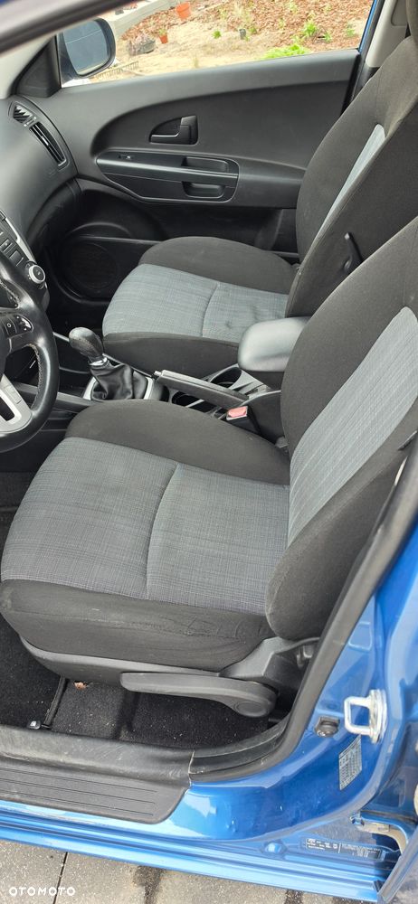 Kia Ceed 1.4 Comfort + - 6