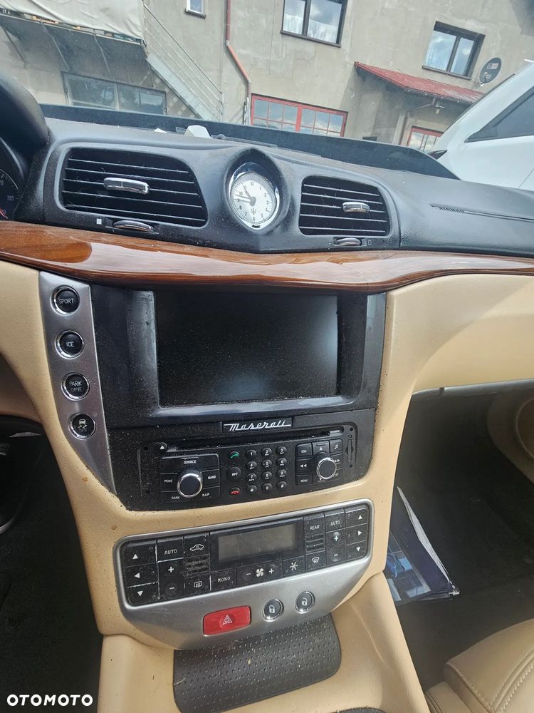 Maserati GranTurismo - 25