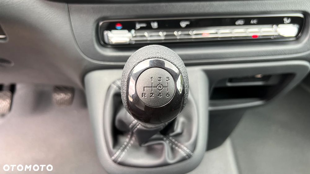 Mercedes-Benz Vito 114 CDI - 24