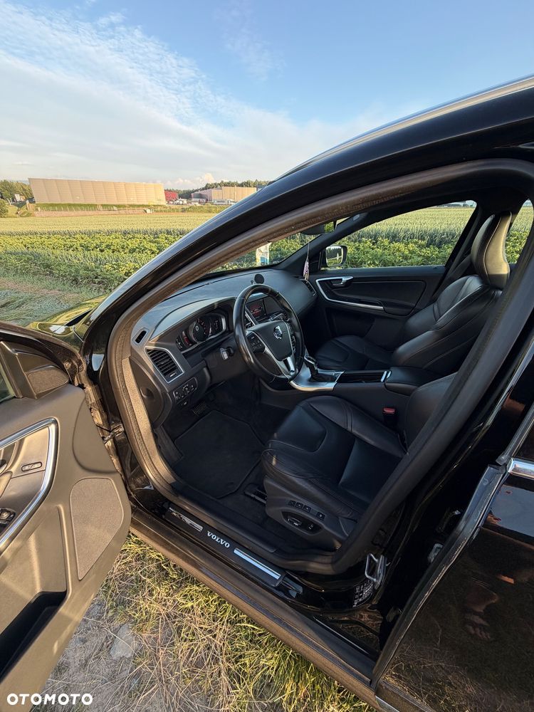Volvo XC 60 T5 AWD Drive-E Summum - 9