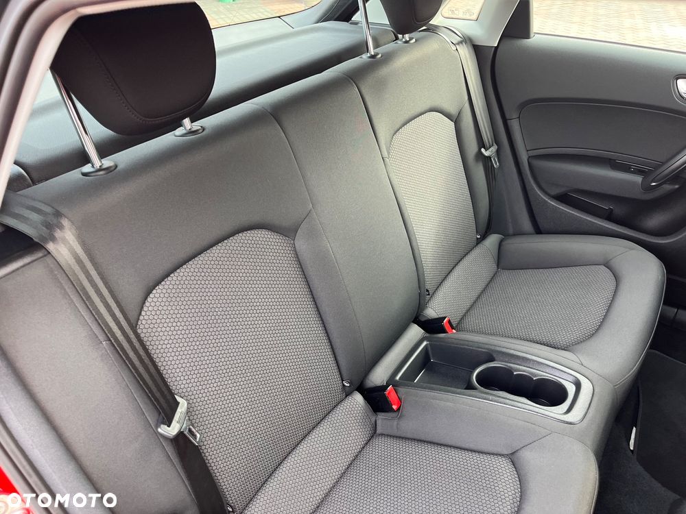 Audi A1 Sportback 1.6 TDI S line edition - 27