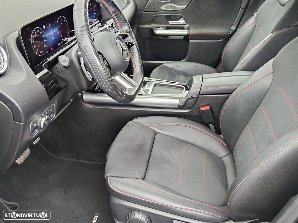 Mercedes-Benz GLA 180 d AMG Line - 10