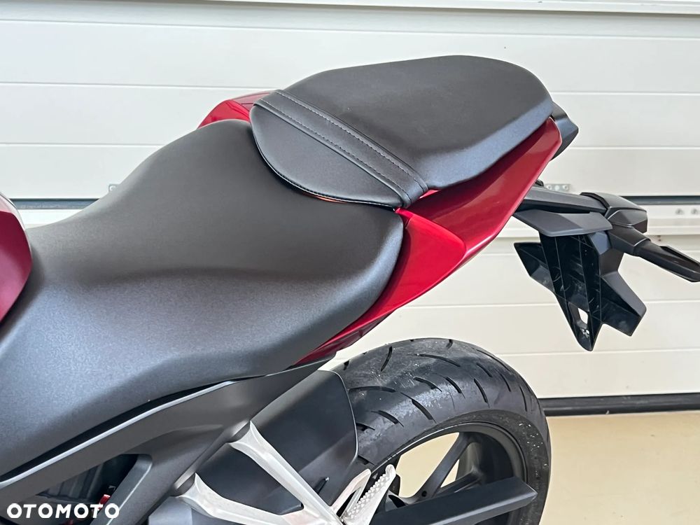 Honda CB - 11