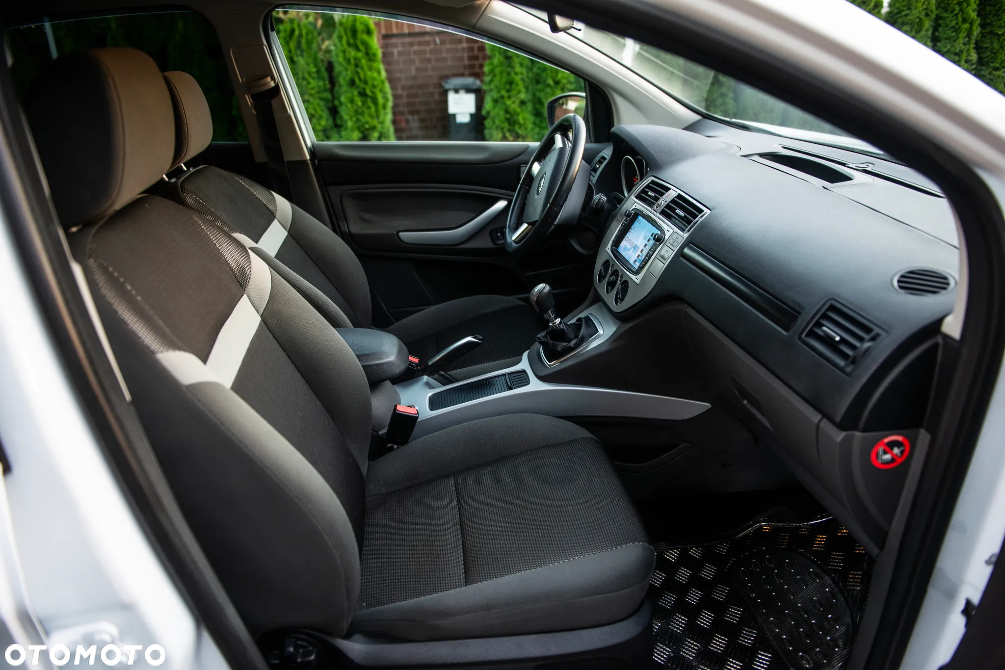 Ford Kuga 2.0 TDCi 4WD Titanium - 27