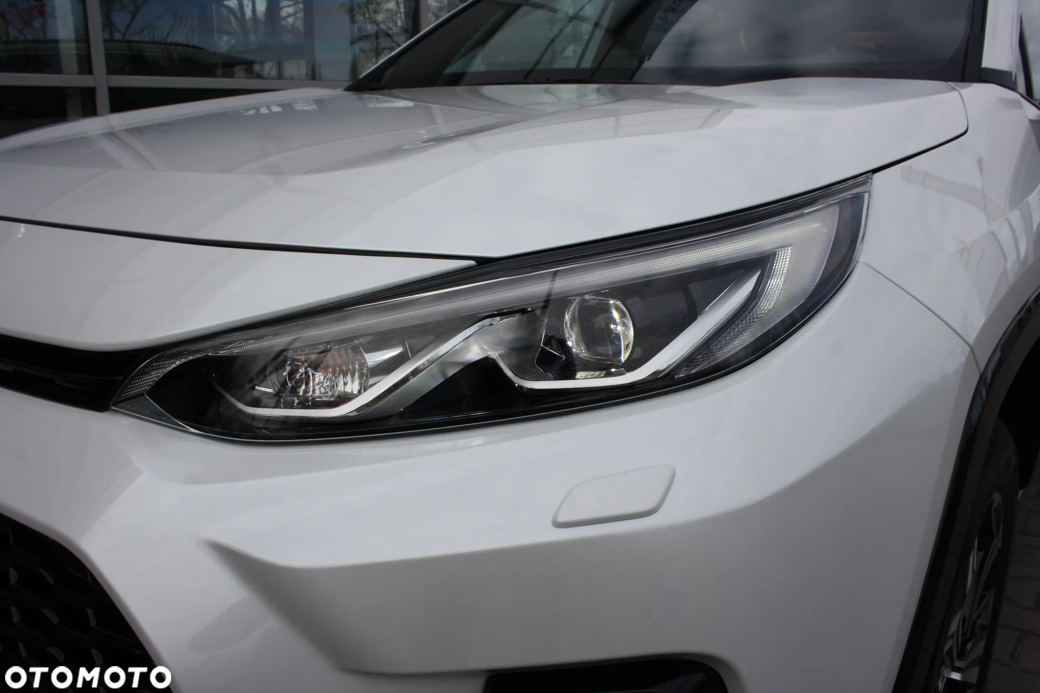 Suzuki Across 2.5 Plug-in Hybrid Elegance 4WD CVT - 26