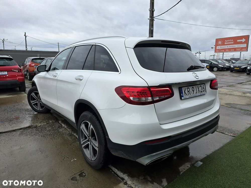Mercedes-Benz GLC - 7