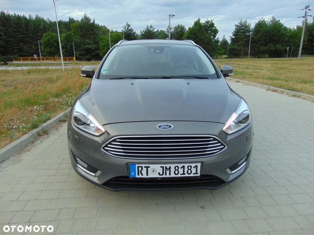 Ford Focus 1.0 EcoBoost Titanium - 27