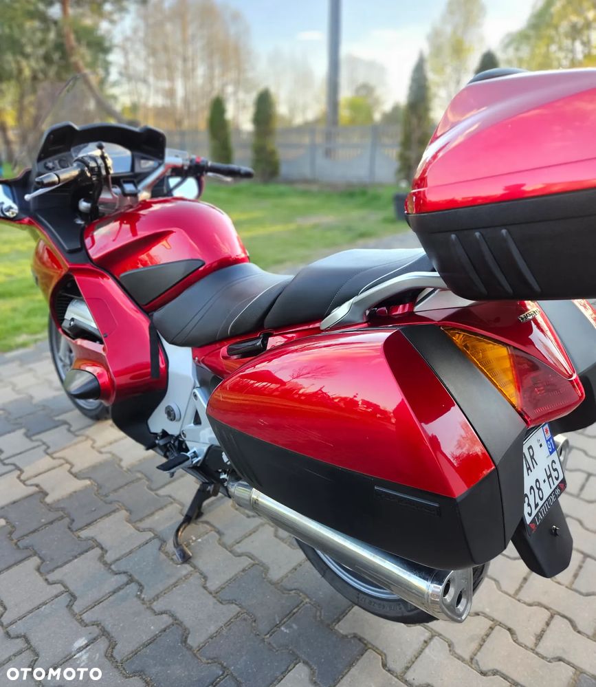 Honda ST - 10