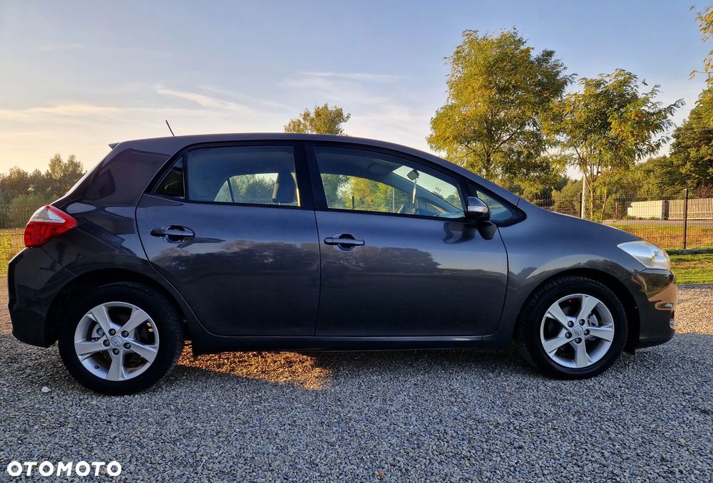 Toyota Auris - 7